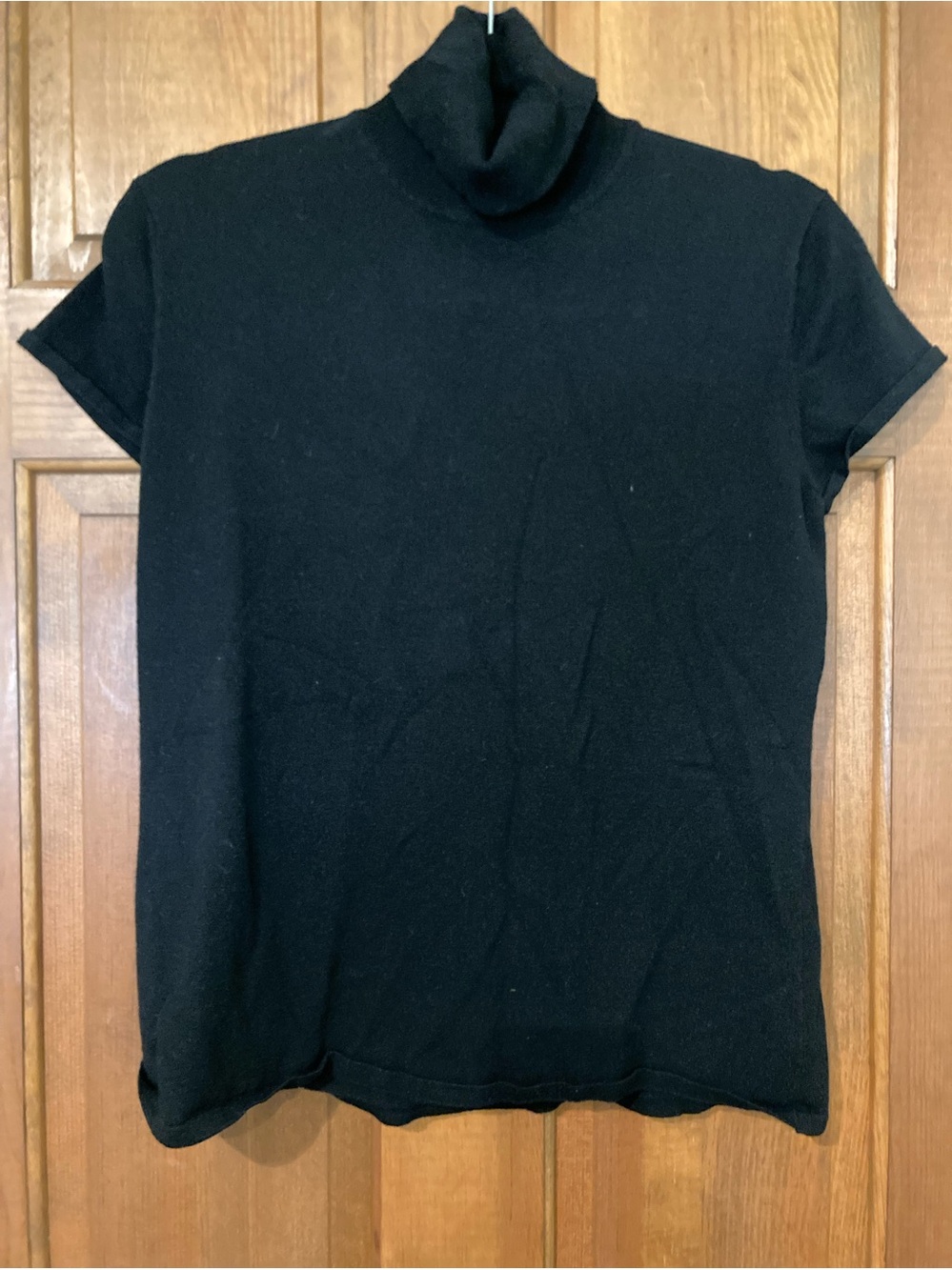 Chico’s Travelers Black Turtleneck Short Sleeved Top Size 1